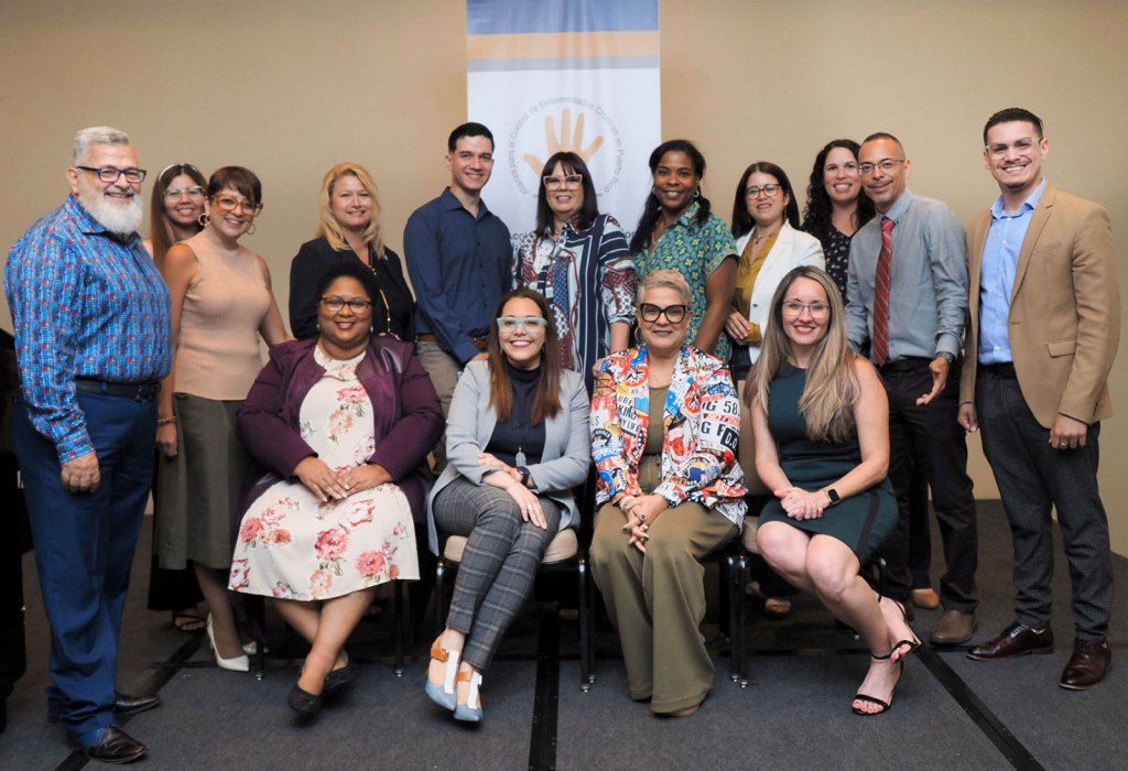 Grupo de auspiciadore y colabores que hicieron posible la 8va Conferencia de Atención Integral de Enfermedades Crónicas.