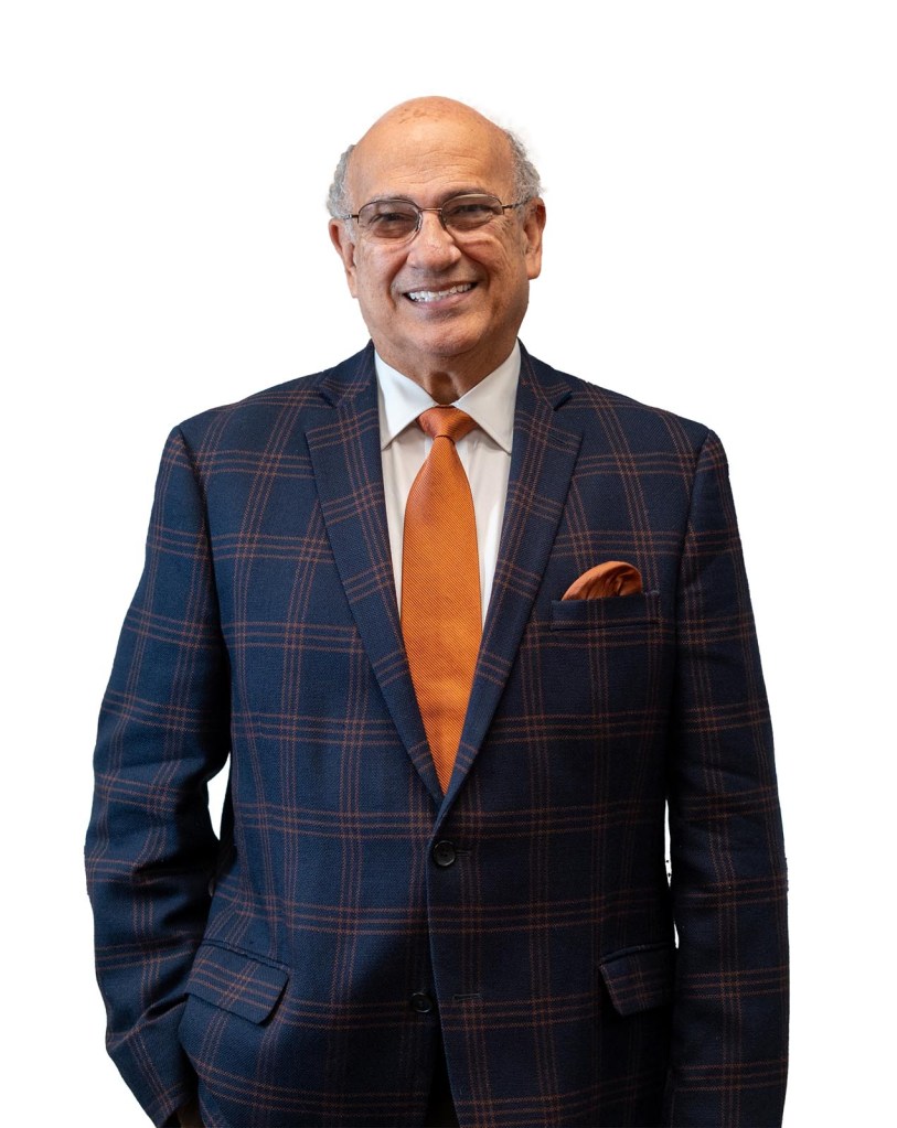 Lcdo. Jorge Matta, director ejecutivo del Hospital Auxilio Mutuo