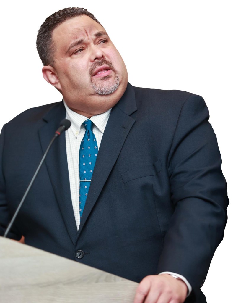 Dr. José E. Laborde, economista