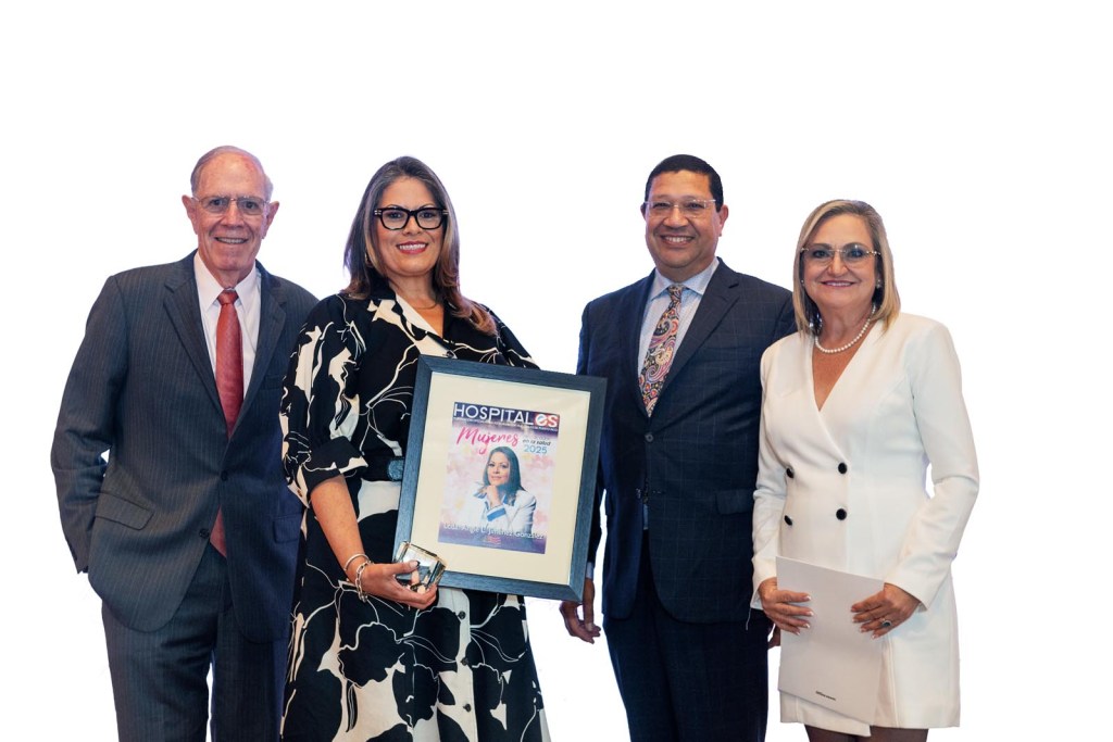Premio Crecimiento y Desarrollo en la Industria Angie Jiménez González, CEO y Administradora de Puerto Rico ASC Holding Company.