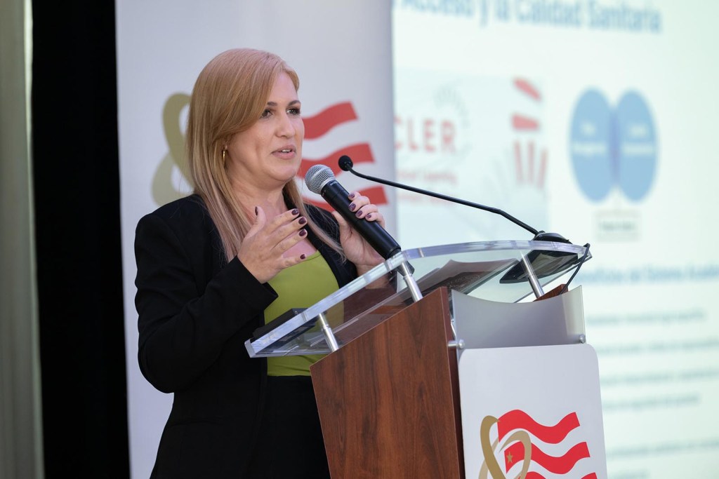 Lcda. Coral M. Rivera Torres, directora asociada del departamento Legal del Sistema de Salud Menonita y presidenta del comité legislativo de la AHPR.