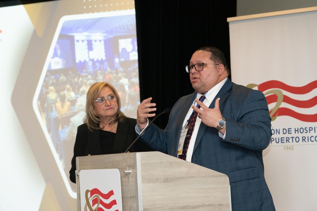 Ferdinand López Colón, Esq. Director Oficina Utuado Sociedad Coordinador Programa Asistencia Legal en Procesos de Salud Mental / Sociedad para Asistencia Legal de Puerto Rico,