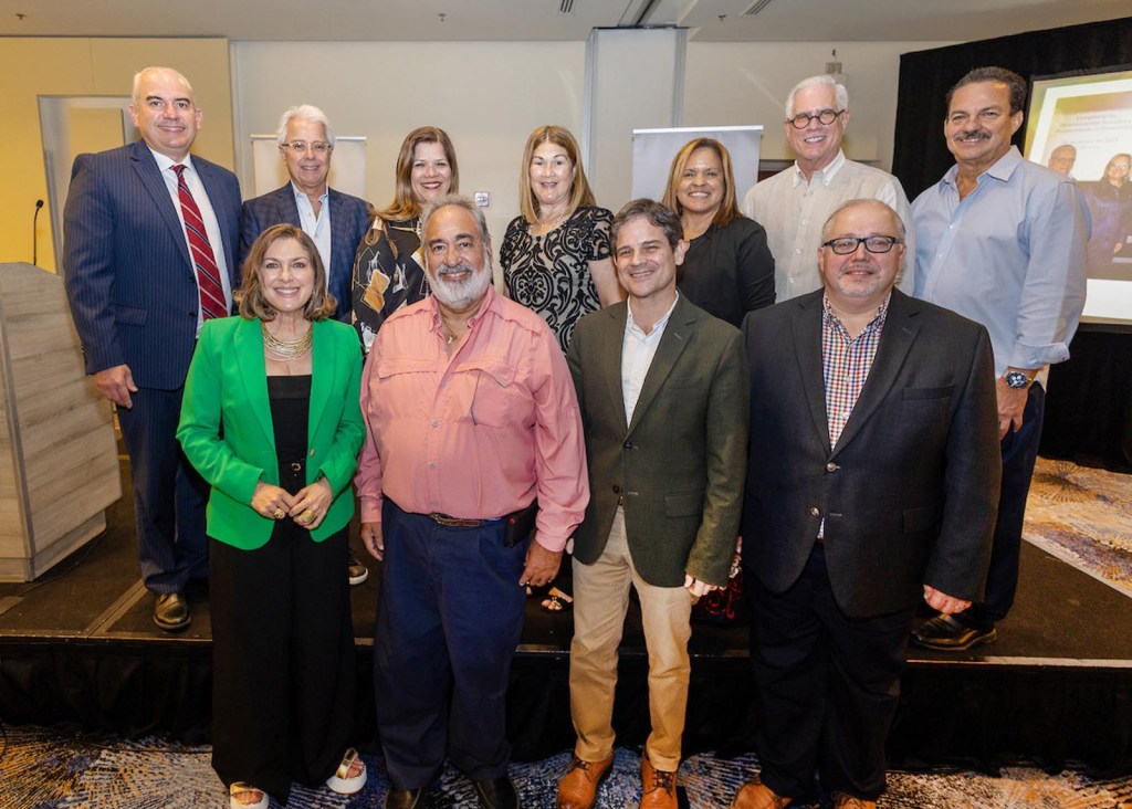 Grupo médicos conferenciantes