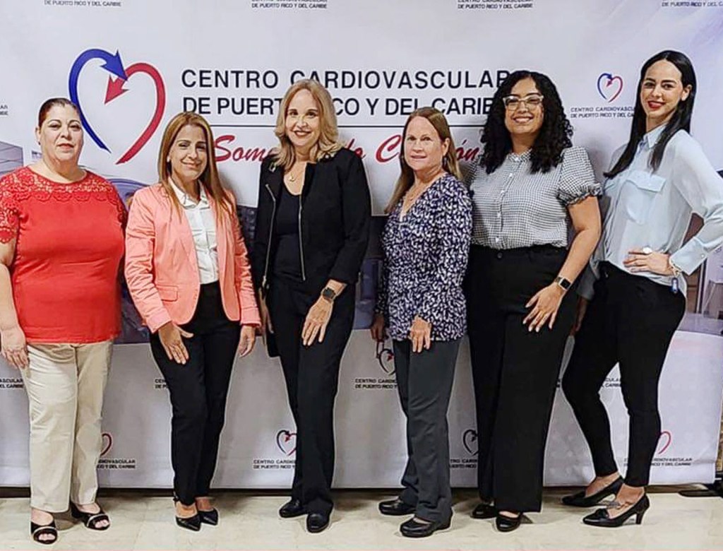 Esther Agosto y su Grupo de Trabajo Social Comunidad