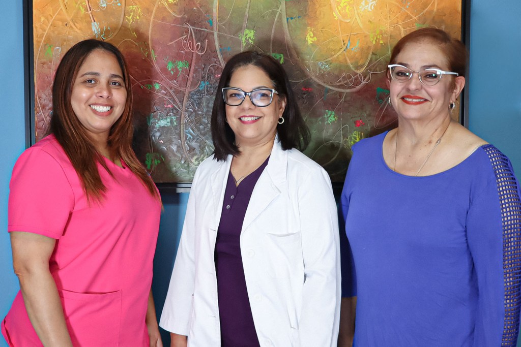 Lcda. Nilsa Sola, Lcda. Vilma Ramos y Sheila Meléndez