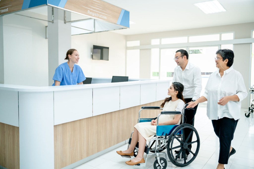 Pacientes en hospital.