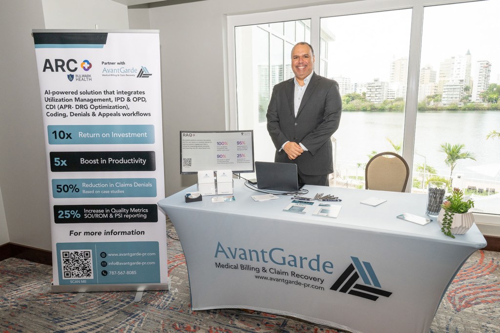 Exhibidor Avantgarde en HIT Summit 2026
