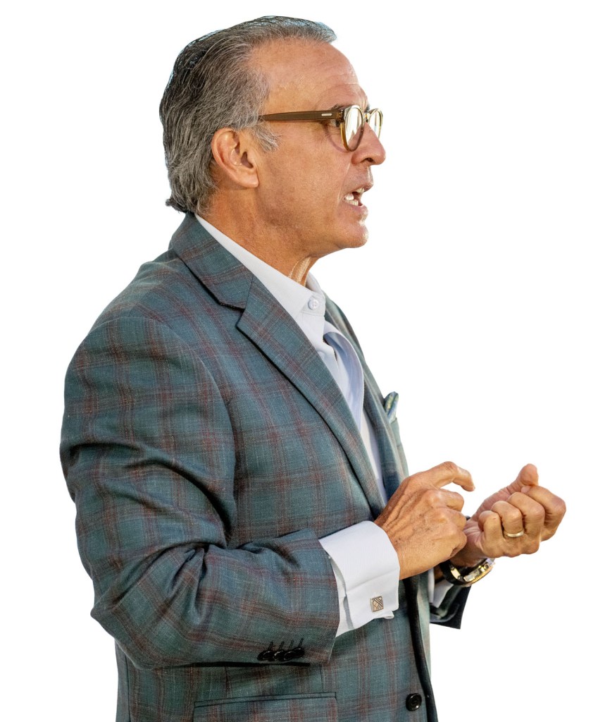 Lcdo. Salvador F. Rovira Rodríguez, presidente y director ejecutivo de CredeMtia.